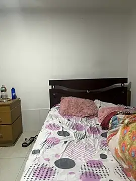 Snapshot of mila__vega chatting on August 5, 2026, 3:42 am mila vega online show from August 5, 2026, 3:42 am