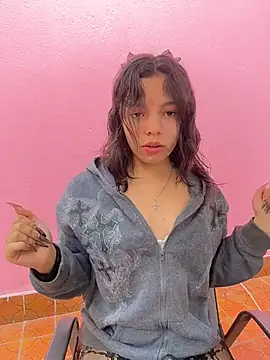 DashaRose online show from July 18, 2026, 3:05 pm