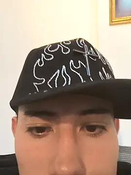 Snapshot of Thiagoo_Vega chatting on July 6, 2026, 3:14 am Thiagoo Vega online show from July 6, 2026, 3:14 am