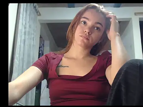 Snapshot of estrella-cutte chatting on July 1, 2026, 12:51 pm estrella-cutte online show from July 1, 2026, 12:51 pm