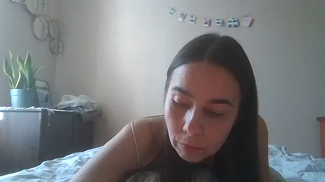 Vanelleda online show from August 7, 2026, 12:18 pm