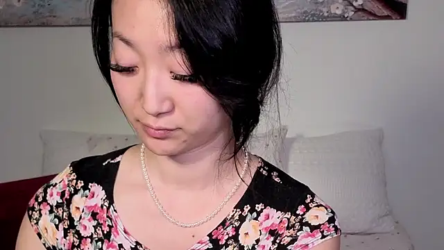 Snapshot of MySweetSofie chatting on October 5, 2025, 10:51 pm MySweetSofie online show from October 5, 2025, 10:51 pm