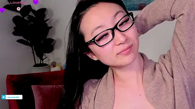 MySweetSofie online show from February 3, 2026, 6:46 pm