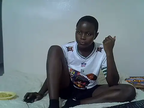 milky gal ebony online show from July 1, 2026, 1:13 pm
