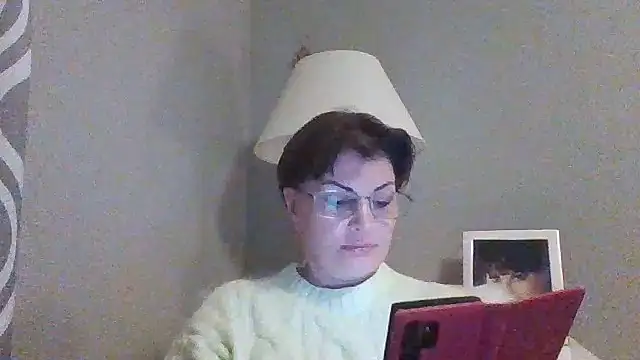 Snapshot of Cirellana chatting on June 22, 2026, 2:13 am Cirellana online show from June 22, 2026, 2:13 am