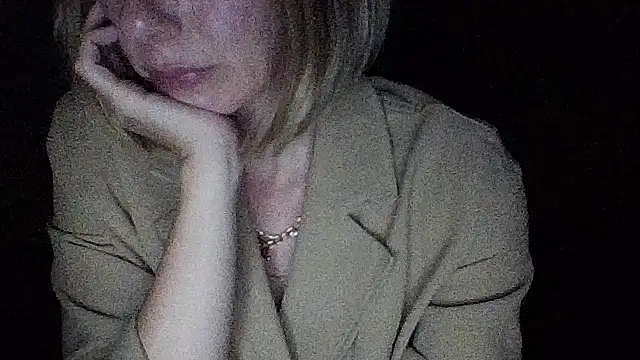 Snapshot of Deloriada chatting on June 27, 2026, 6:46 pm Deloriada online show from June 27, 2026, 6:46 pm