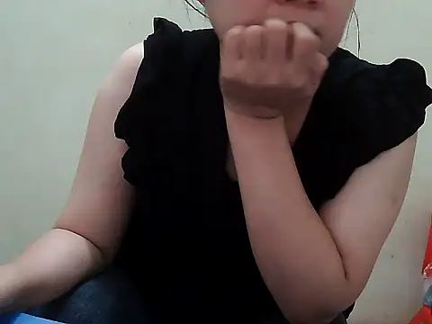 Mina-sesy online show from June 26, 2026, 1:32 am