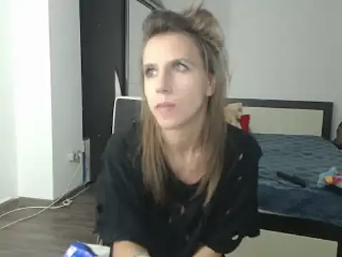 DedeSibel online show from February 22, 2025, 8:42 pm