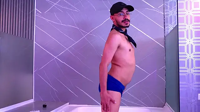Snapshot of thomas_montiel chatting on July 18, 2026, 7:17 pm thomas montiel online show from July 18, 2026, 7:17 pm