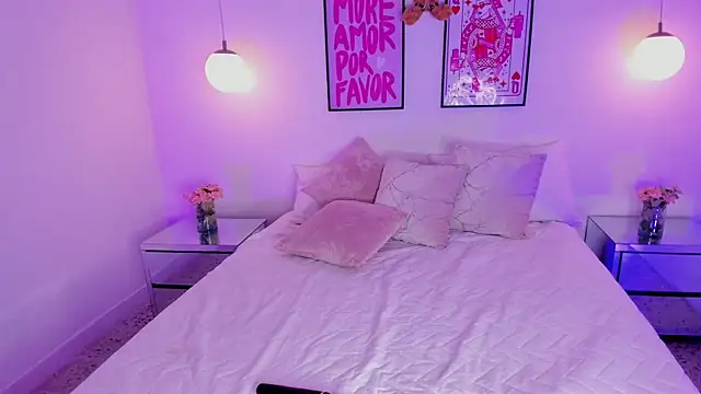 camilaa7 online show from July 20, 2026, 7:33 am
