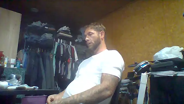 midwestkinkster580 online show from August 3, 2026, 6:34 am