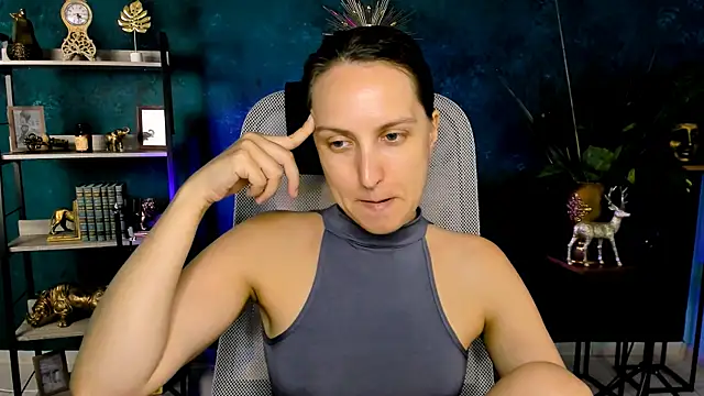 ErinWise online show from August 9, 2026, 8:30 am