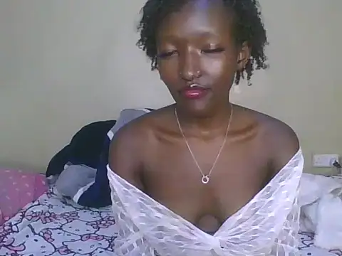 Snapshot of Keilay chatting on June 24, 2026, 8:08 pm Keilay online show from June 24, 2026, 8:08 pm