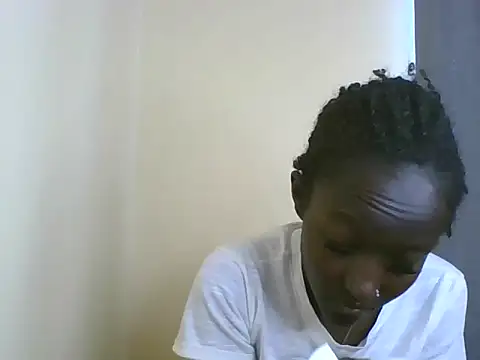 Snapshot of Keilay chatting on July 28, 2026, 12:12 pm Keilay online show from July 28, 2026, 12:12 pm