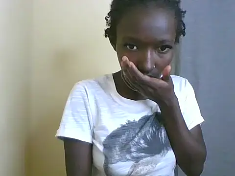Snapshot of Keilay chatting on July 28, 2026, 3:21 pm Keilay online show from July 28, 2026, 3:21 pm