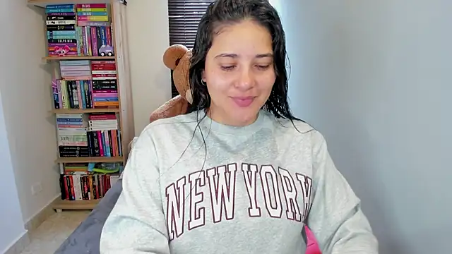 Snapshot of foxwen chatting on July 18, 2026, 3:05 pm foxwen online show from July 18, 2026, 3:05 pm