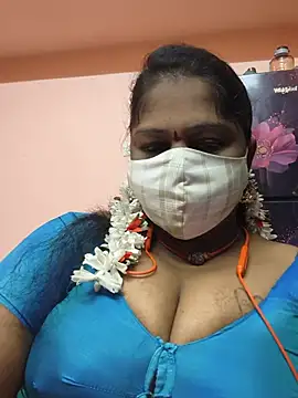 yalini1431 online show from July 15, 2026, 8:14 pm