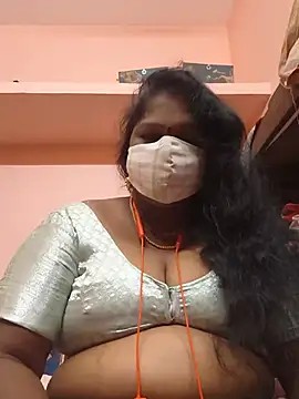 yalini1431 online show from July 17, 2026, 8:57 pm