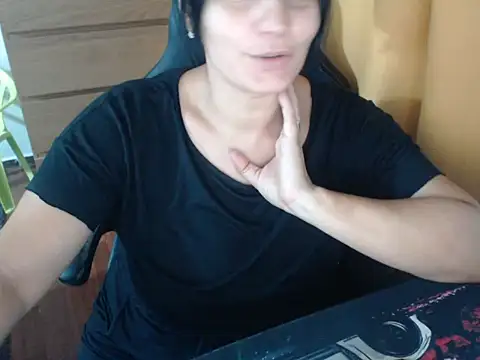 Snapshot of Alessiablue chatting on July 30, 2026, 6:51 pm Alessiablue online show from July 30, 2026, 6:51 pm