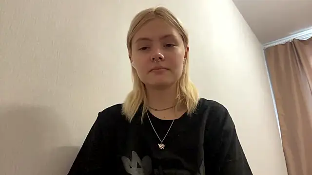 Snapshot of Jeneienal_1 chatting on July 25, 2026, 2:47 pm Jeneienal 1 online show from July 25, 2026, 2:47 pm