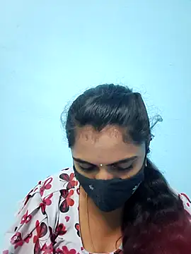 Snapshot of Megavarthinii chatting on July 6, 2026, 10:12 am Megavarthinii online show from July 6, 2026, 10:12 am