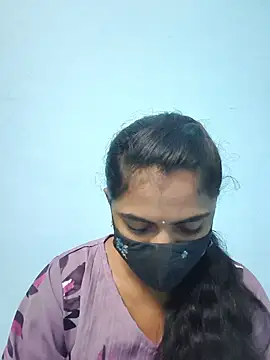 Snapshot of Megavarthinii chatting on July 10, 2026, 3:25 pm Megavarthinii online show from July 10, 2026, 3:25 pm