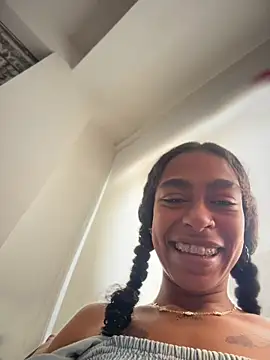 Samantha-LS online show from June 30, 2026, 3:24 pm