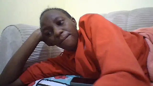 Snapshot of Savannah_Leex chatting on July 13, 2026, 5:32 am Savannah Leex online show from July 13, 2026, 5:32 am
