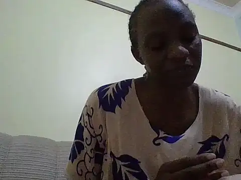 Snapshot of Savannah_Leex chatting on August 2, 2026, 11:52 am Savannah Leex online show from August 2, 2026, 11:52 am