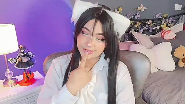 Yoru Himari online show from June 24, 2026, 8:41 pm