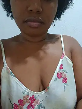 Rubi1010 online show from August 4, 2026, 11:51 pm