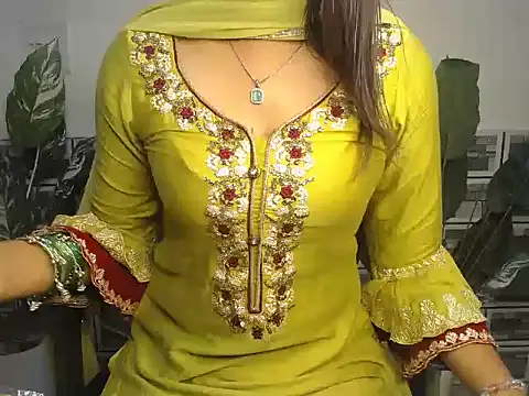 Snapshot of Ragini_69 chatting on July 26, 2026, 3:25 am Ragini 69 online show from July 26, 2026, 3:25 am