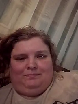 Snapshot of Velvet_Tithe chatting on July 10, 2026, 4:06 am Velvet Tithe online show from July 10, 2026, 4:06 am