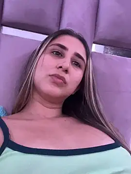 Snapshot of Antonellaafendi chatting on June 27, 2026, 3:44 am Antonellaafendi online show from June 27, 2026, 3:44 am