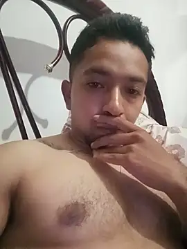 Kalel992499 online show from June 25, 2026, 4:01 am