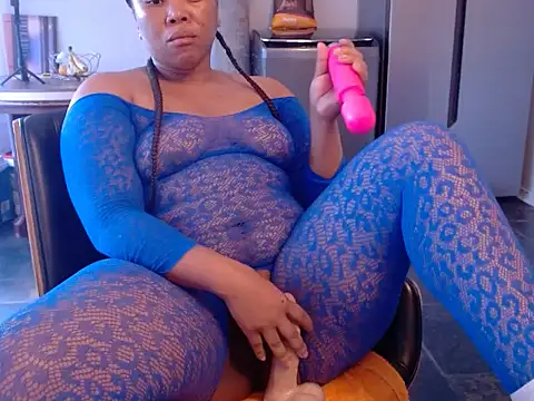 Snapshot of massiveBootymamasita chatting on June 27, 2026, 7:57 am massiveBootymamasita online show from June 27, 2026, 7:57 am