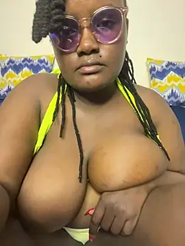 Bustyy Bitch online show from July 26, 2026, 4:36 pm