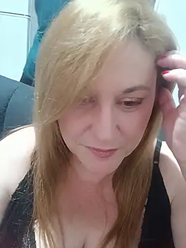 Snapshot of gatalora chatting on July 2, 2026, 3:23 am gatalora online show from July 2, 2026, 3:23 am