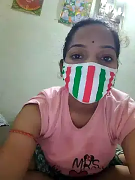 Snapshot of HOT_hanyi chatting on July 4, 2026, 6:52 am HOT hanyi online show from July 4, 2026, 6:52 am