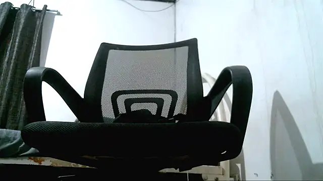 Snapshot of dominant_mistress69 chatting on September 21, 2025, 10:11 pm dominant mistress69 online show from September 21, 2025, 10:11 pm