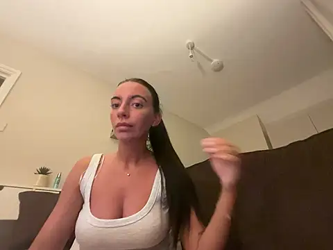 Snapshot of Daisxx chatting on July 4, 2026, 10:38 pm Daisxx online show from July 4, 2026, 10:38 pm