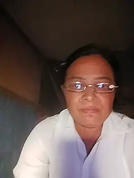 Snapshot of Kaly_love chatting on July 7, 2026, 6:47 am Kaly love online show from July 7, 2026, 6:47 am