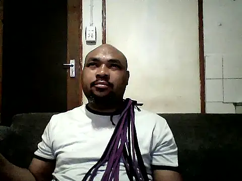 Snapshot of SWEETLEO chatting on July 4, 2026, 5:13 am SWEETLEO online show from July 4, 2026, 5:13 am