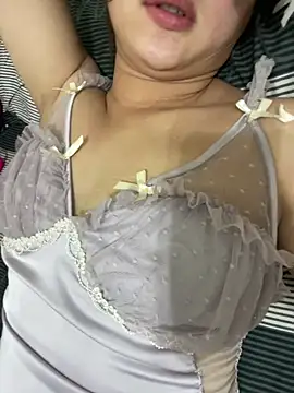 Snapshot of Benung_anhiu chatting on July 9, 2026, 12:53 pm Benung anhiu online show from July 9, 2026, 12:53 pm