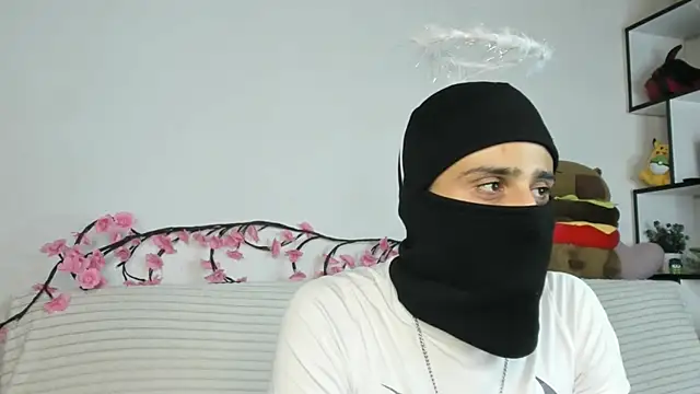 Snapshot of OpalMischief chatting on July 13, 2026, 2:31 pm OpalMischief online show from July 13, 2026, 2:31 pm