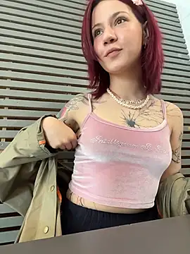 Snapshot of LillyBae chatting on July 8, 2026, 12:09 pm LillyBae online show from July 8, 2026, 12:09 pm