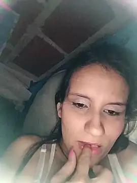 hot-cami online show from July 3, 2026, 4:19 am