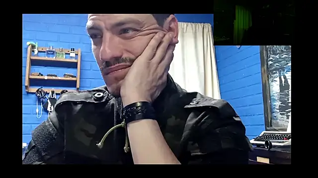 Snapshot of Andre_White chatting on July 7, 2026, 5:50 pm Andre White online show from July 7, 2026, 5:50 pm