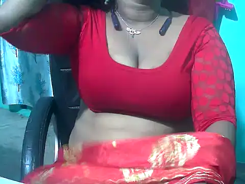 Snapshot of miss_doli chatting on July 6, 2026, 4:42 pm miss doli online show from July 6, 2026, 4:42 pm