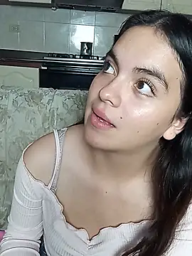 Tiffany markle  online show from July 19, 2026, 3:32 am